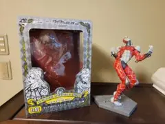 ジョジョ 5部　1番くじ　B賞　キングクリムゾン フィギュア