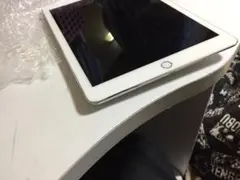 APPLE iPad Air IPAD AIR 2 docomo 32GB SV