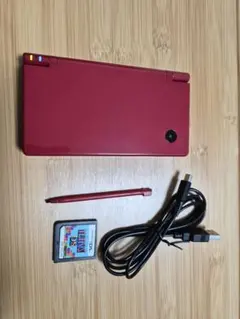 DSi　赤　充電ケーブル付