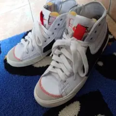 Nike ブレイザーハイカットスニーカー