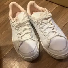 adidas ホワイト スニーカー 24.0cm