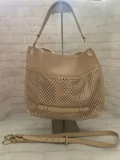 美品 ペシンシャ 本革 パンチング 3wayバッグ ベージュ ショルダー 春夏