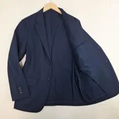 ユニクロ　感動ジャケット　洗えるストレッチ　ネイビー　Mのサムネイル