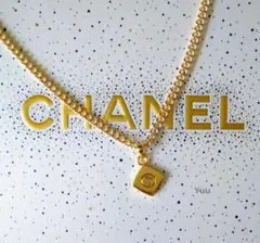 新品CHANELノベルティーチャーム付きネックレスのサムネイル