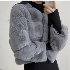DHOLIC ノーカラー エコファー ショート ジャケット　グレー　ブルー