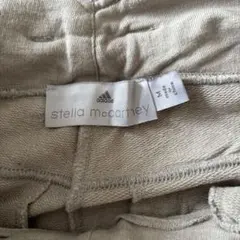 adidas ジョガーパンツ