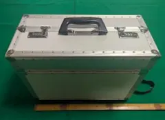 アルミ製 ハードケース 鍵付き 収納ボックスのサムネイル