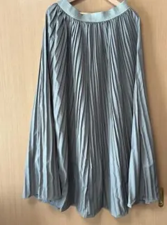 ロングスカート　プリーツスカート