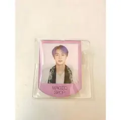 BTS jin アクリルバッジ Magic shop