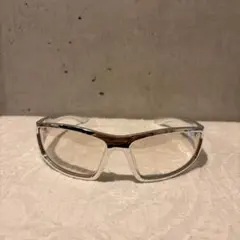 Item thumbnail for item 365a76be-84d4-45c4-8ae9-6828e60220da