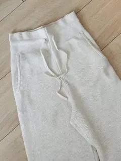 ユニクロ　ウォッシャブルニットリブパンツ