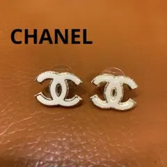 CHANEL シャネル　CCマーク ピアス