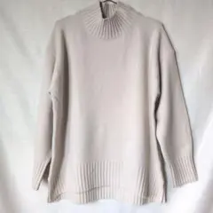 お値下げしました！GU ハイネックニット オフホワイト Lサイズ