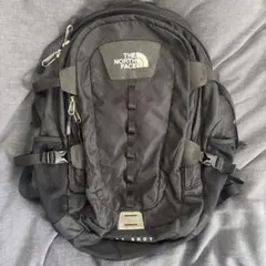 THE NORTH FACE ブラック リュックのサムネイル