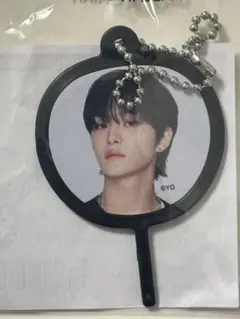 2025年最新】ジフン うちわの人気アイテム - メルカリ