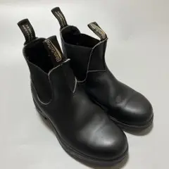 サイドゴア