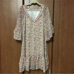 シフォンワンピース