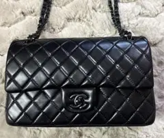 新品未使用ノベルティ キルティングショルダー　ブラック　25 センチ