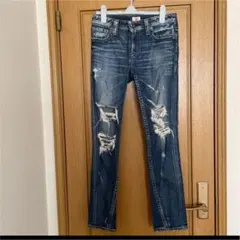 RODEO CROWNS ダメージデニム