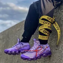 激レア NIKE × OFF-WHITE VAPORMAX スニーカー