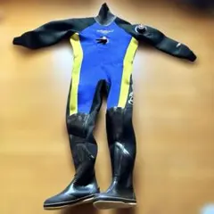 シンギー　バルブ付き　ダイビングスーツ　ドライスーツ 青/黄色　M
