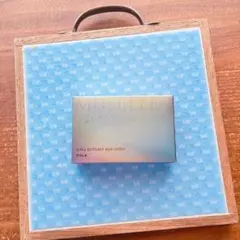 POLA ミュゼル シルキーブリリアントアイカラー アイシャドウのサムネイル