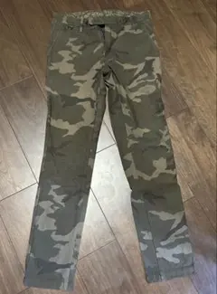 【ナノユニバース】カモフラージュ スリムフィットパンツ