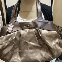 COACH コーチ トートバッグ 肩掛け オプアート ベージュ レザーのサムネイル