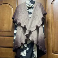 フリンジ付きグラデーションショール！