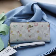 【新品未使用】COACH 花柄 シグネチャー 長財布 リストレット 白ホワイト