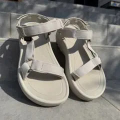Teva スポーツサンダルのサムネイル