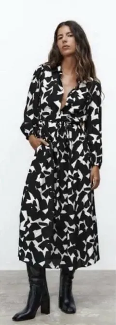 ZARA 幾何学柄　マキシワンピース