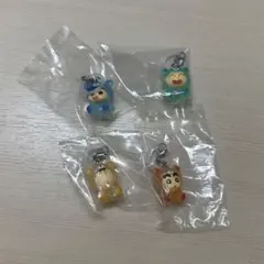 クレヨンしんちゃん ガチャガチャ めじるしアクセサリー みんなでくまパジャマ