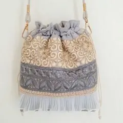 1点のみ　インド刺繍　ショルダーバッグ　インドリボン　バッグ　巾着　フリル