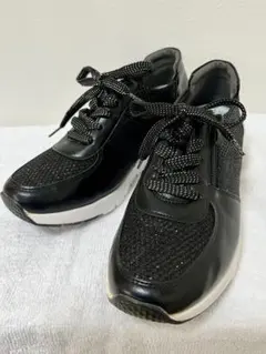 キレイ・ウォーク　KIREI・WALK シューズ　ブラック　スニーカー　ラメ入のサムネイル