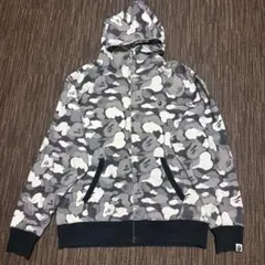 A BATHING APE フルジップパーカー カモ柄 Mサイズ - メルカリ
