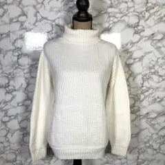 BROWNY STANDARD　（M）　タートルネックニットセーター　長め丈　白