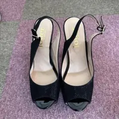 Jouer 黒オープントゥハイヒール