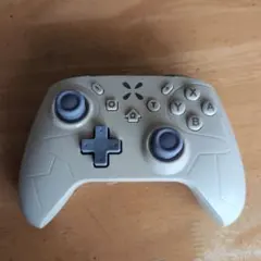ホワイト ワイヤレスコントローラー LED付き