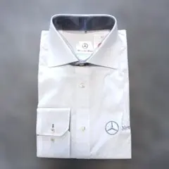 【新品】Mercedes-Benz　長袖　白シャツ　Mサイズ　消臭のサムネイル