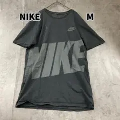 ナイキ 黒色 Ｔシャツ M ビッグロゴ スポーツ アスレチックカット【い315】