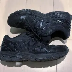 未使用級☆ PRO MODEL（プロモデル）トリプルブラック27.5 2026年最新】トリプルブラック new balanceの人気アイテム - メルカリ
