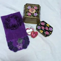ANNA SUI 紫 花柄刺繍 タオルのサムネイル