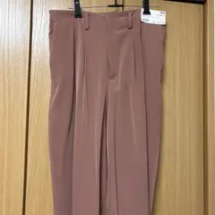値下げ！新品　ユニクロ　ドレープリラックステーパードアンクルパンツ　L