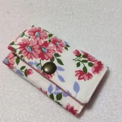 Indra Larssen 花柄キーケース