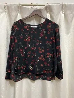 NATURAL BEAUTY BASIC 花柄　黒　ブラウス　Sサイズ
