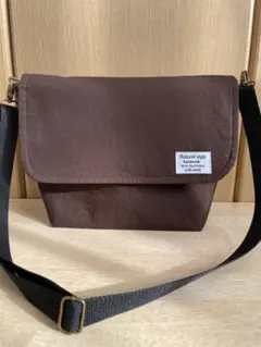 Item thumbnail for item 3e746632-5e93-47b7-97a7-8aa1370bed62