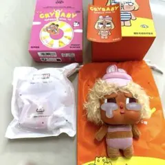 新品クライベビーCry Baby ぬいぐるみペンダント ストラップセット