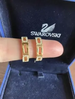 ★SWAROVSKIスワロフスキー　ピアス【両耳用】ゴールド　ラインストーン