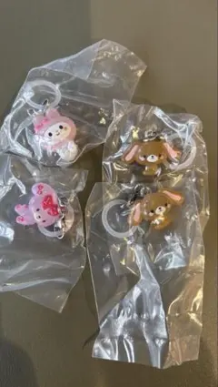 サンリオ ゆるっとめじるしアクセサリー　ガチャガチャ　くろうさ　　マイメロディ